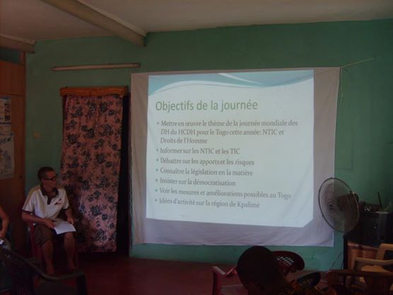 journée d'informations sur les dtoits humains et NTIC..jpg