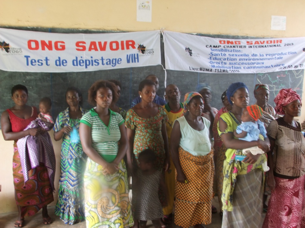 En attente pour le test du dépistage.JPG